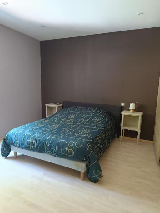 Appartement 2 A 4 Personnes Antraigues Exterior foto